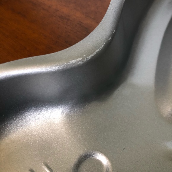 🐰Wilton Bunny cake pan🐰 - Picture 6 of 8